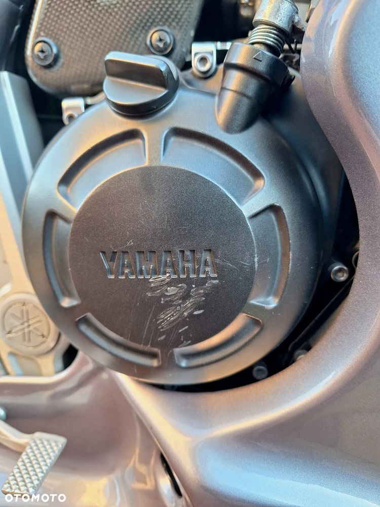 Yamaha FZS - 14