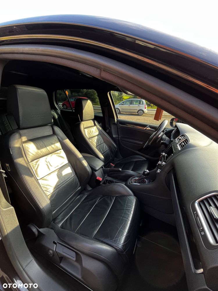 Volkswagen Golf VI 2.0 TSI GTI DSG - 8