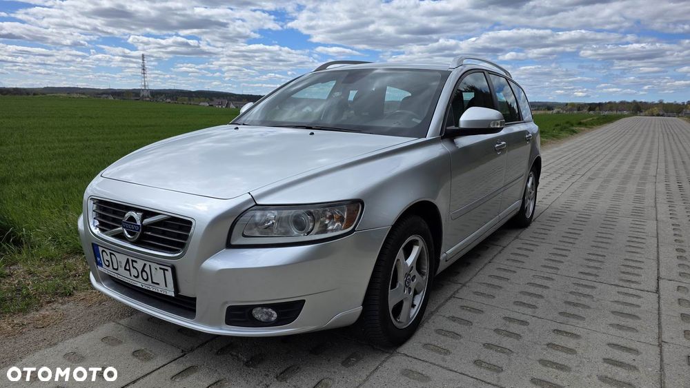 Volvo V50 - 1