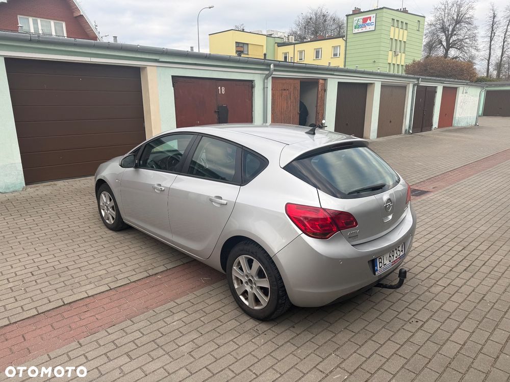 Opel Astra 1.6 Cosmo - 6