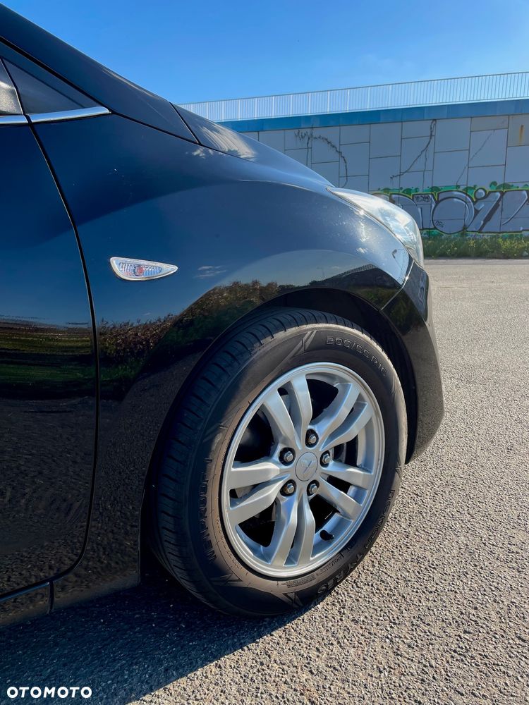 Hyundai i30 1.6 Comfort - 9