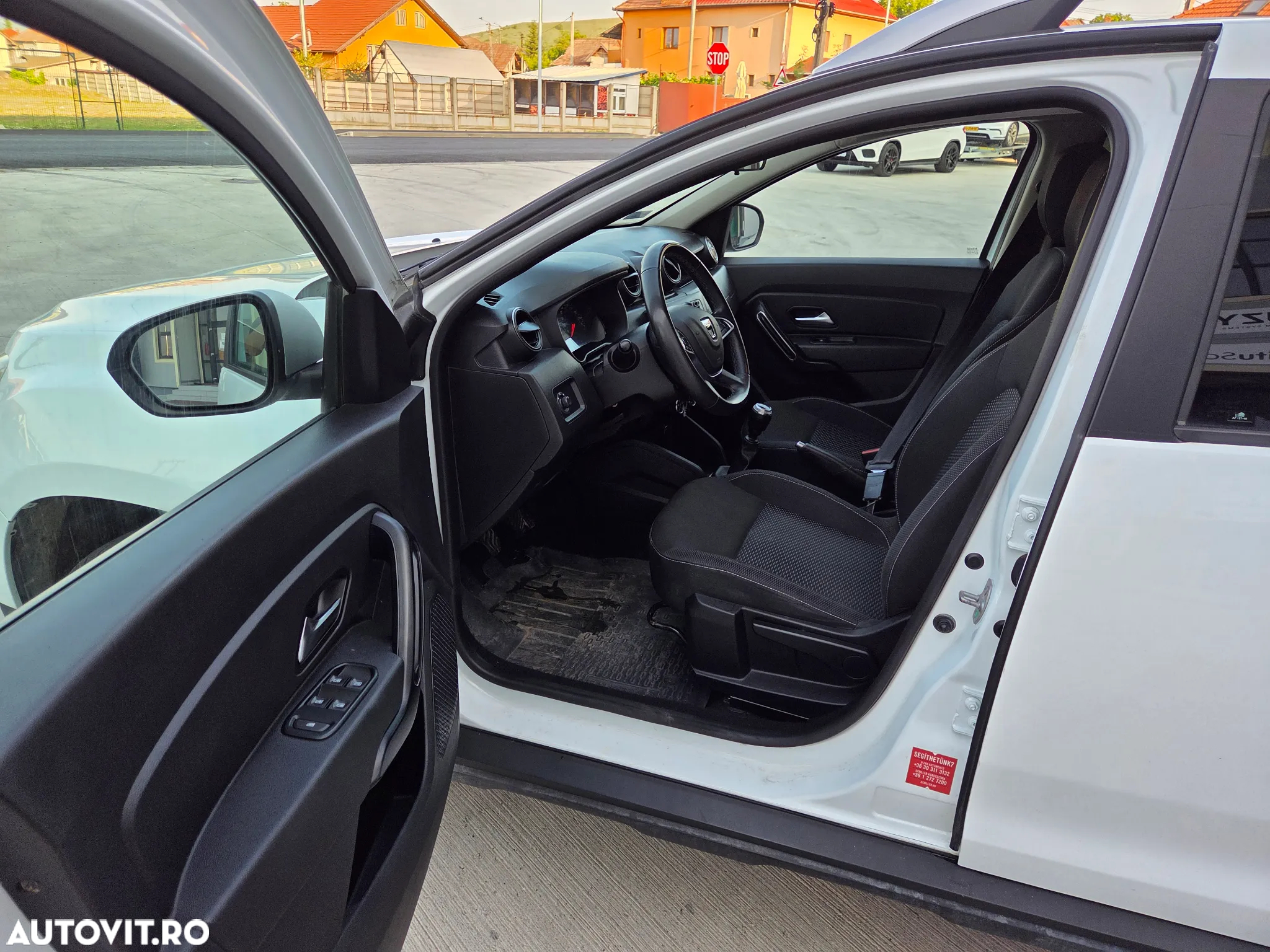 Dacia Duster TCe 130 4WD GPF Celebration - 7