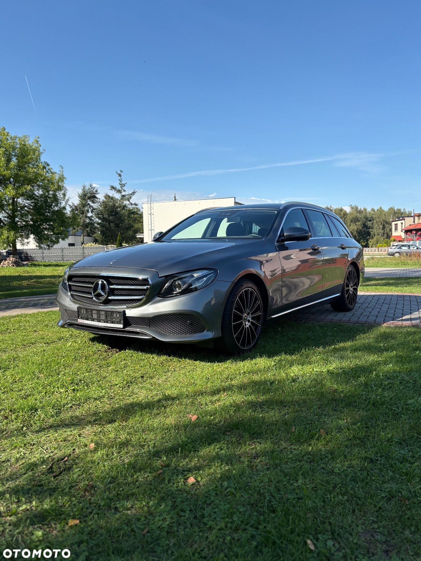 Mercedes-Benz Klasa E 220 d T 9G-TRONIC Avantgarde - 23