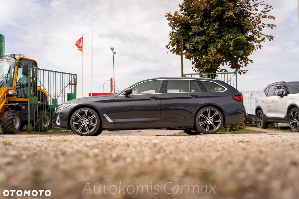 BMW Seria 5 530i xDrive Luxury Line - 6