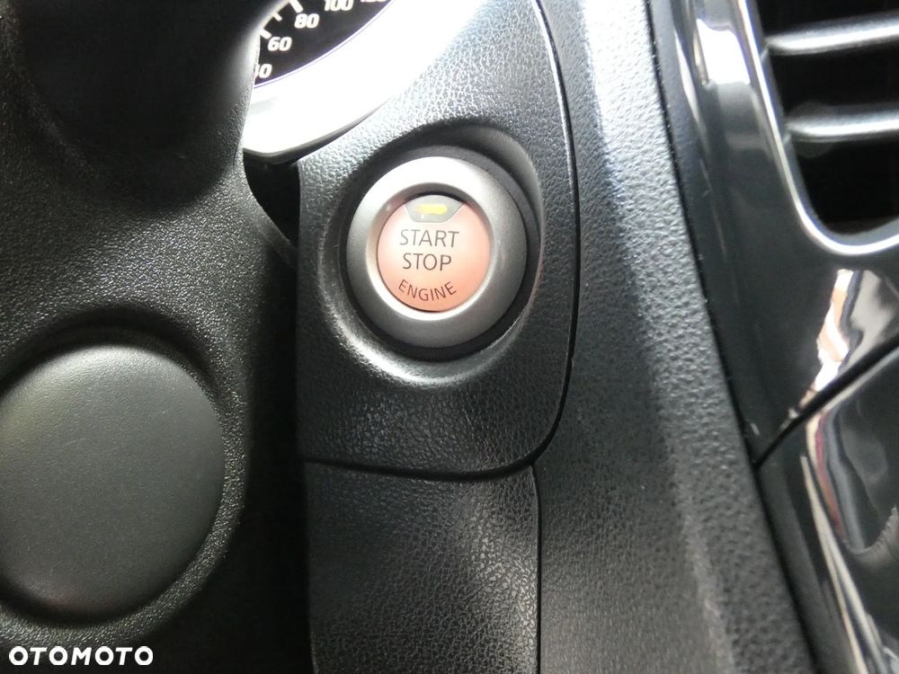 Nissan Juke 1.6 Tekna S&S - 25