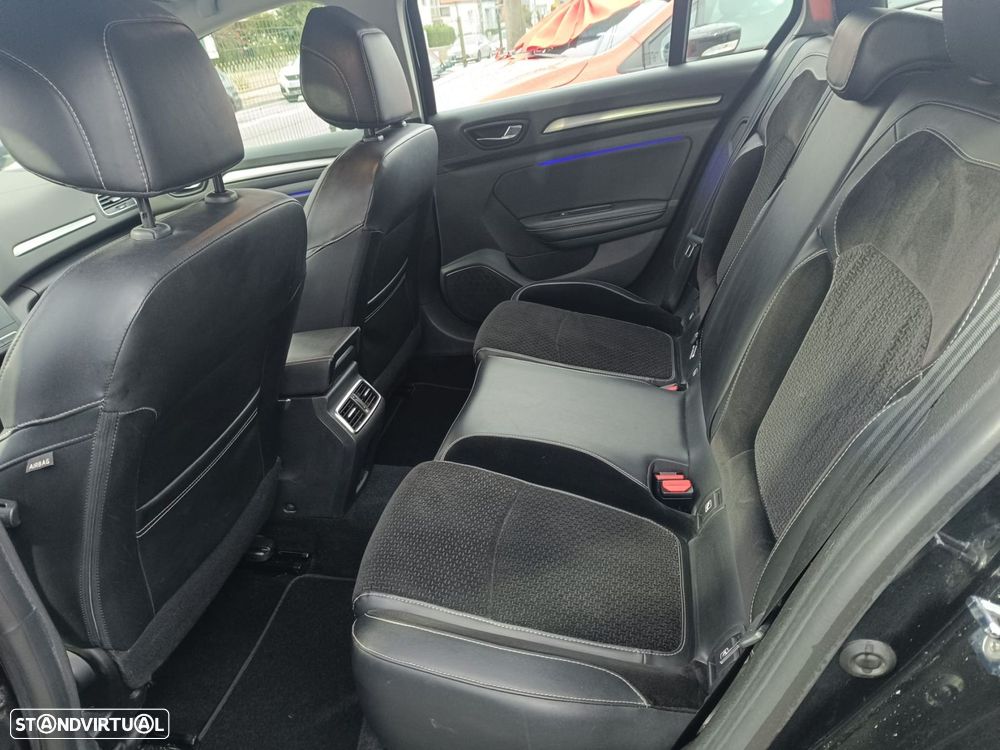 Renault Mégane Sport Tourer 1.5 dCi Zen - 12