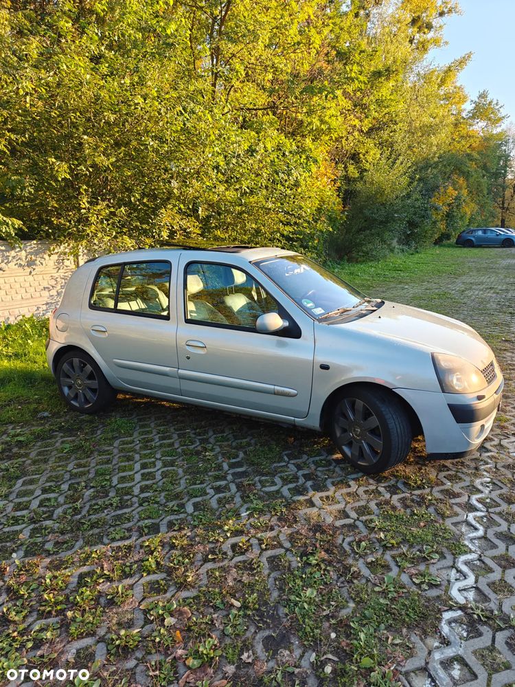Renault Clio 1.6 16V Initiale - 4