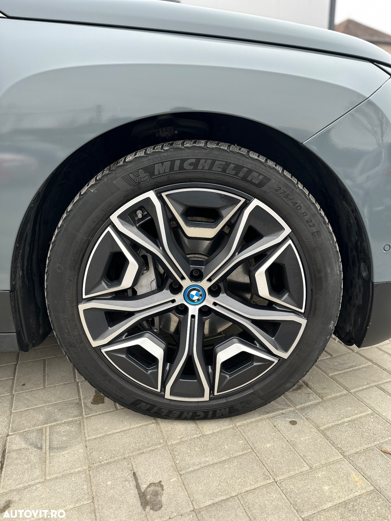 BMW iX xDrive40 - 14