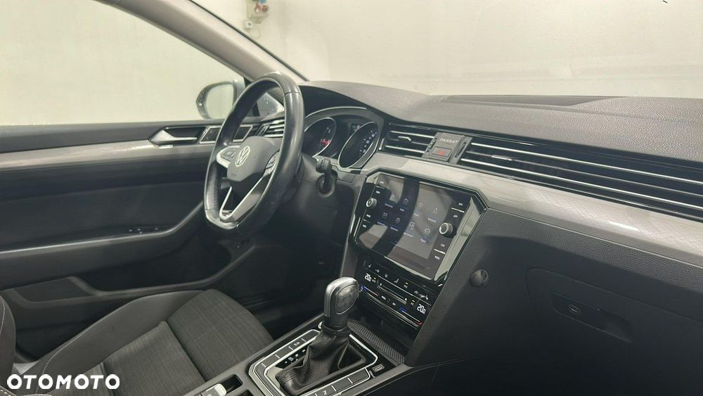 Volkswagen Passat 2.0 TDI EVO Business DSG - 14