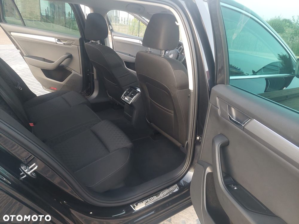 Skoda Superb 2.0 TDI Style DSG7 - 13