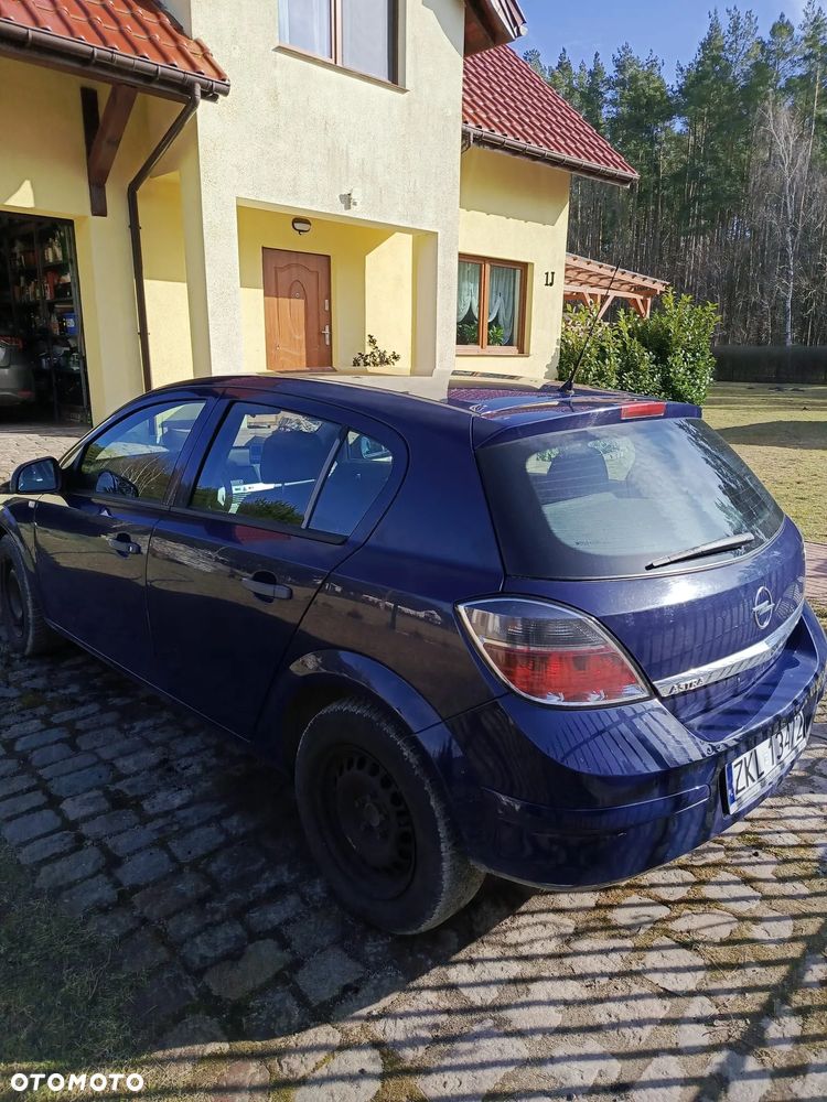Opel Astra 1.6 - 13