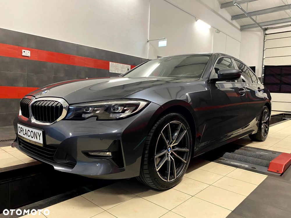 BMW Seria 3 320d Sport - 2