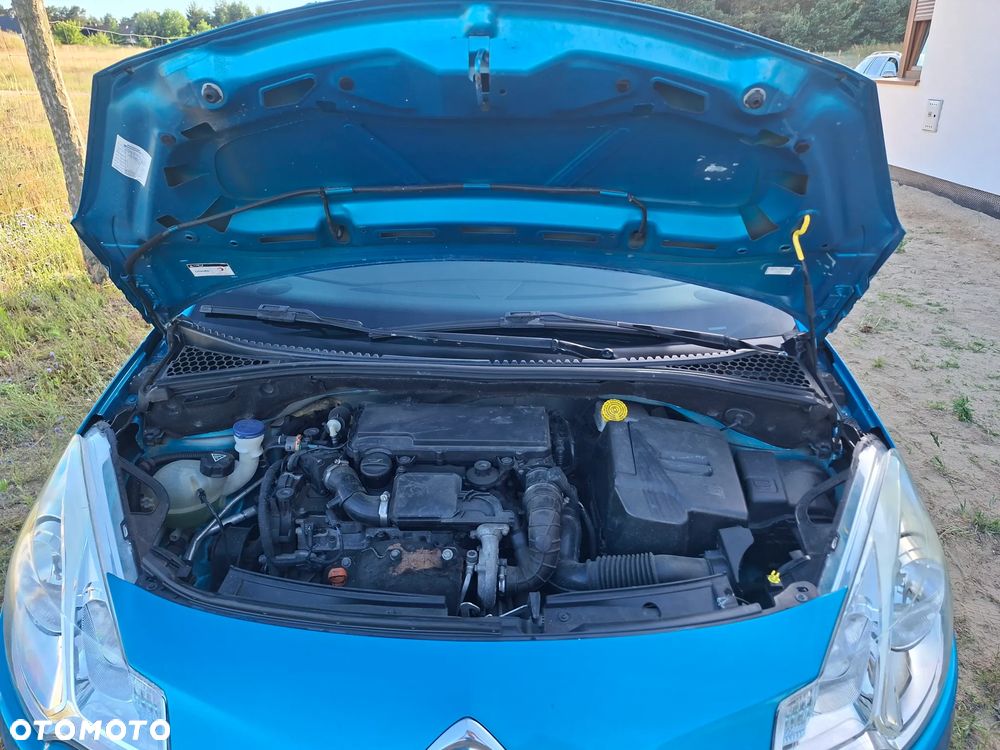 Citroën C3 1.4 HDi First - 4