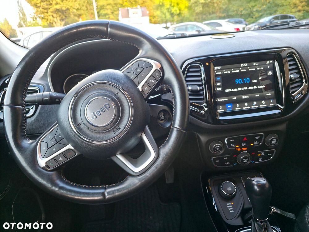 Jeep Compass - 10