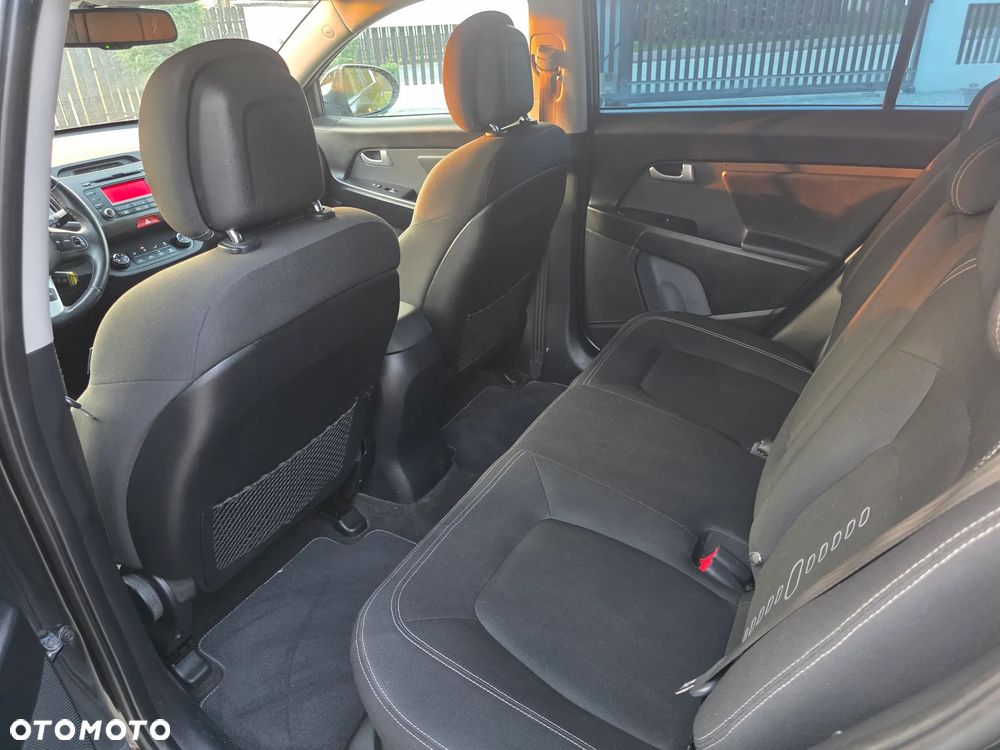 Kia Sportage 2.0 CRDI 4WD Attract - 9