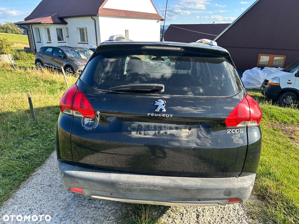 Peugeot 2008 1.6 BlueHDi Allure - 3