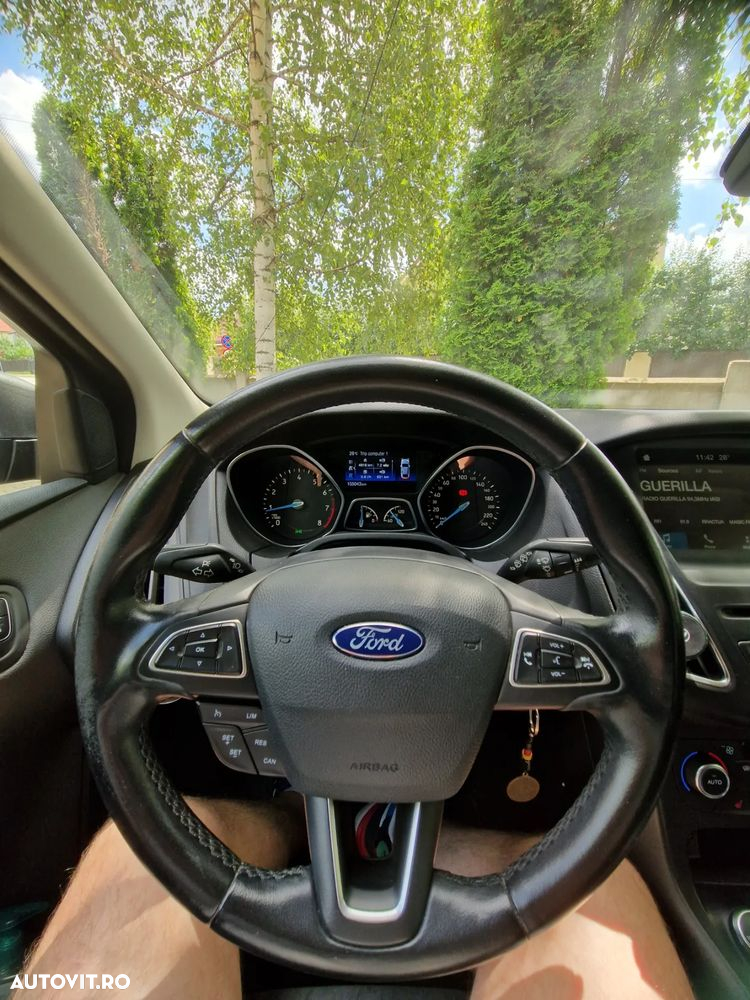 Ford Focus 1.0 EcoBoost Trend - 10