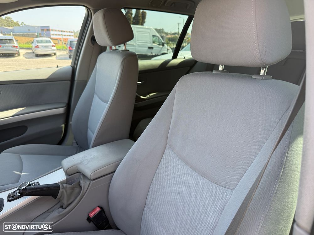 BMW 320 d DPF Blue Performance Edition Lifestyle - 18
