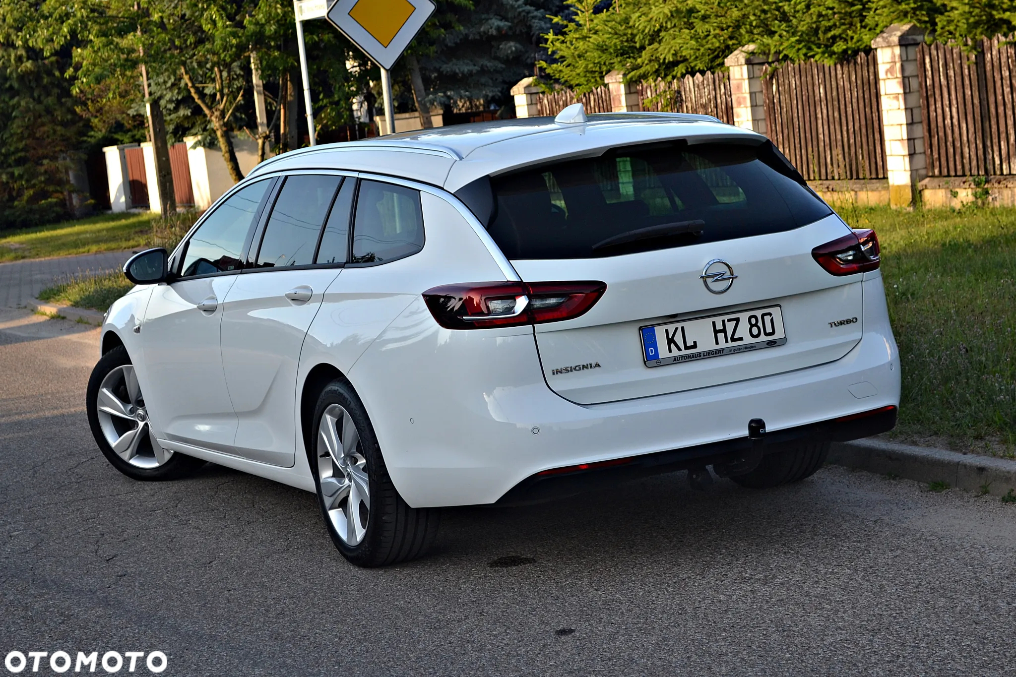Opel Insignia 1.5 T Innovation S&S - 10