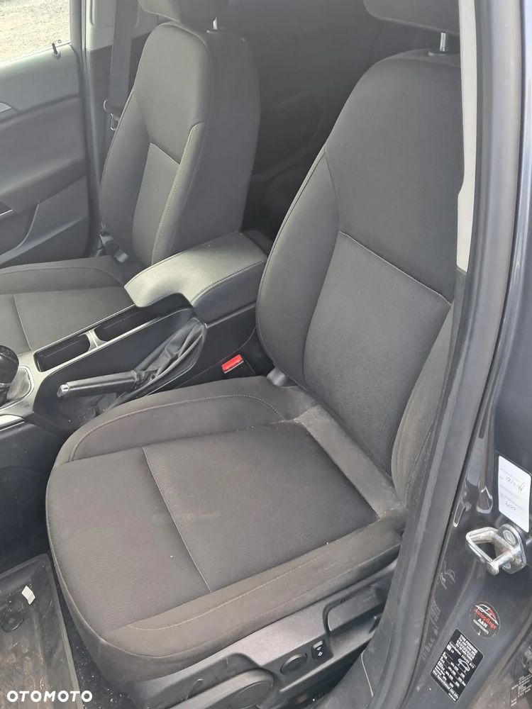 OPEL INSIGNIA A KOMBI 2010 2.0 CDTI KOD LAK: Z177 - 12