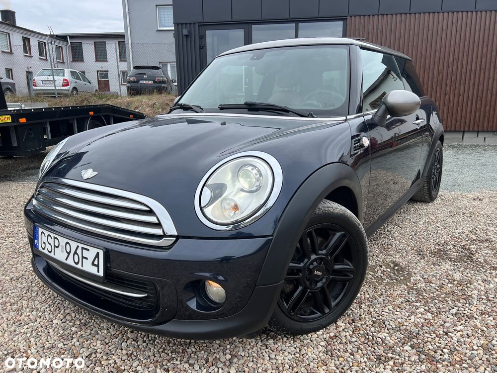 MINI Cooper 50 Mayfair - 2