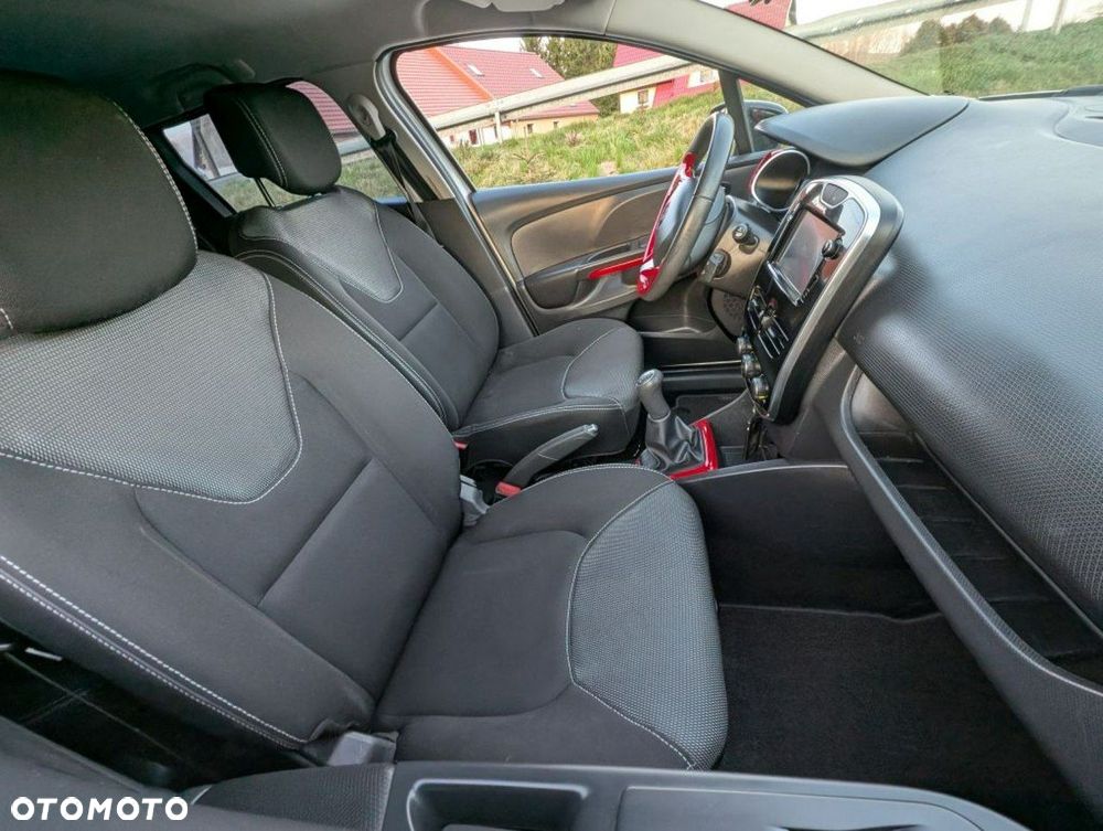 Renault Clio - 7