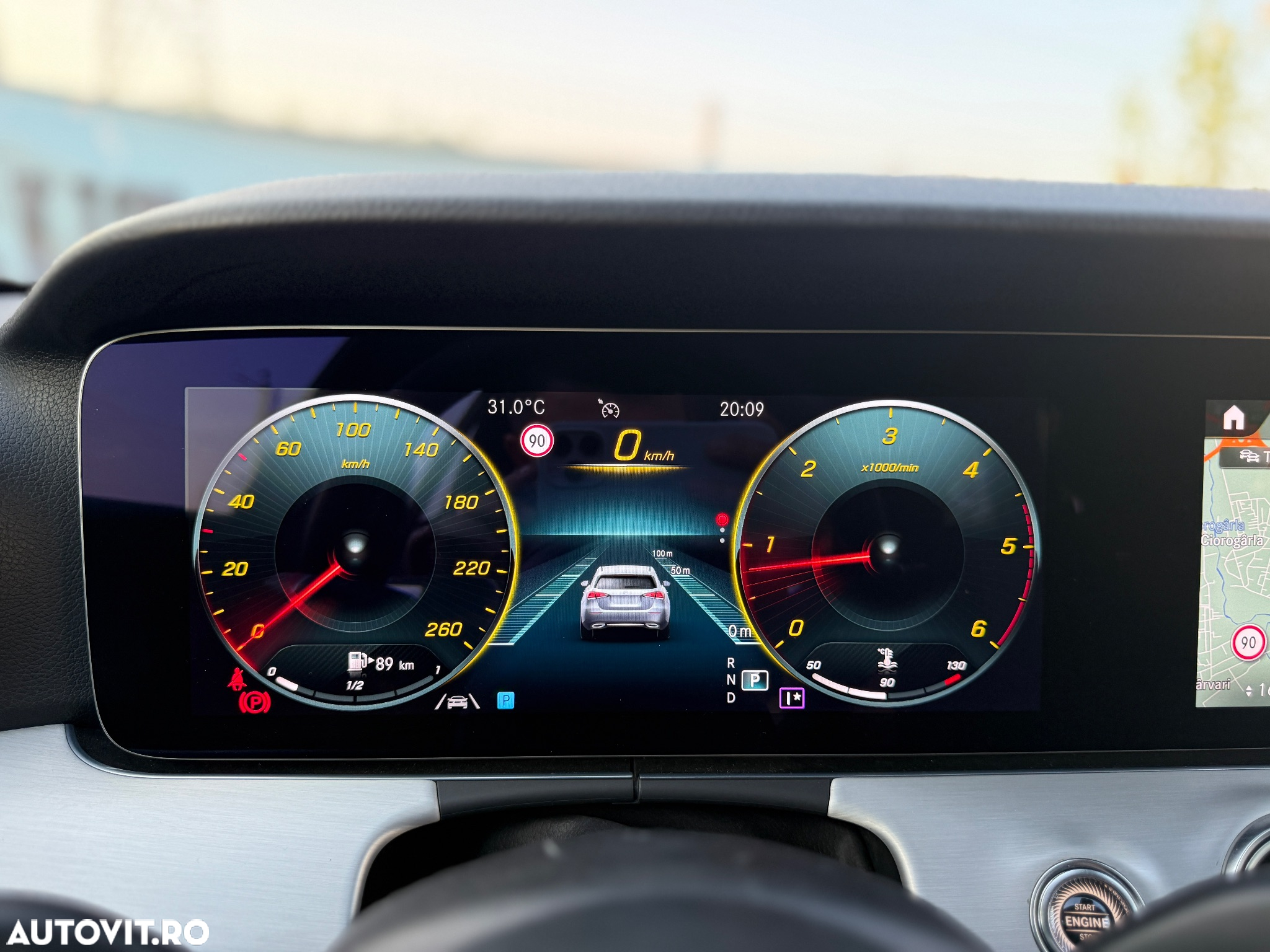 Mercedes-Benz E 220 d T 9G-TRONIC Avantgarde - 26
