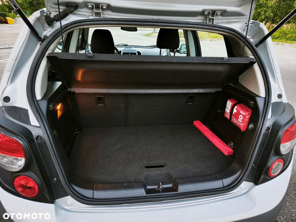 Chevrolet Aveo 1.4 16V LT - 18