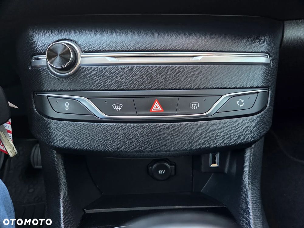 Peugeot 308 BlueHDi 130 Active Pack - 29