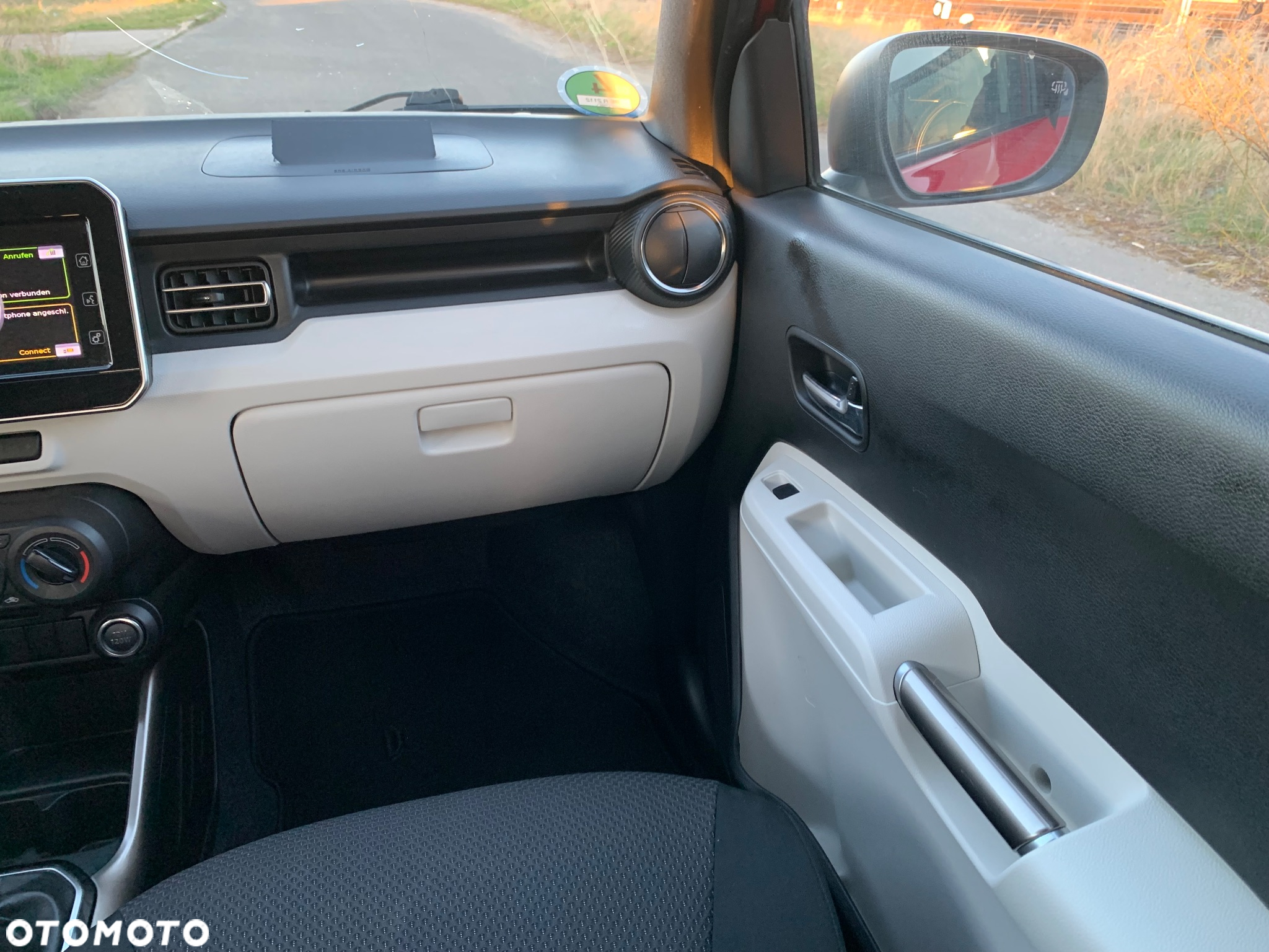 Suzuki Ignis - 11