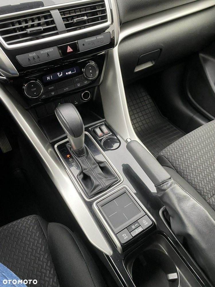 Mitsubishi Eclipse Cross 1.5 T GPF Intense CVT - 18