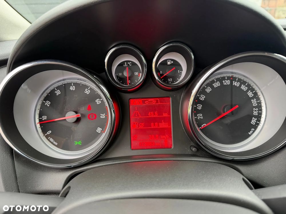 Opel Astra 1.4 Turbo ENERGY - 11