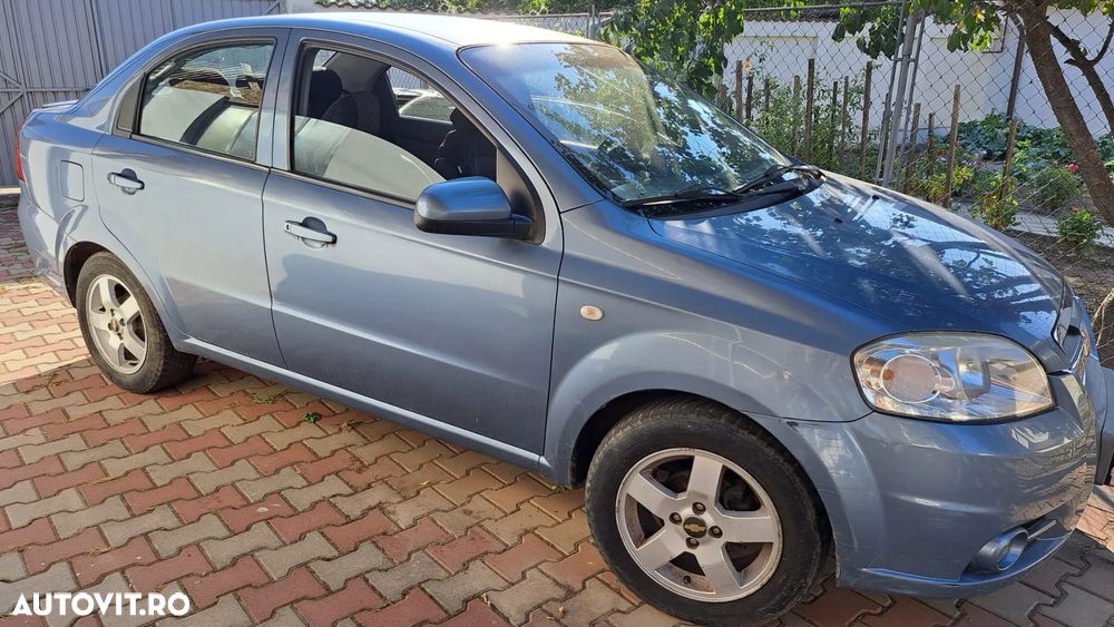 Chevrolet Aveo - 2