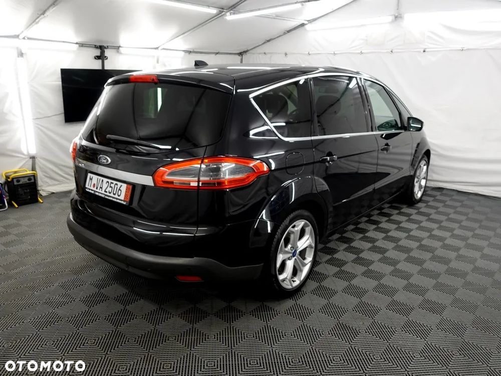 Ford S-Max 2.0 TDCi DPF Titanium - 4