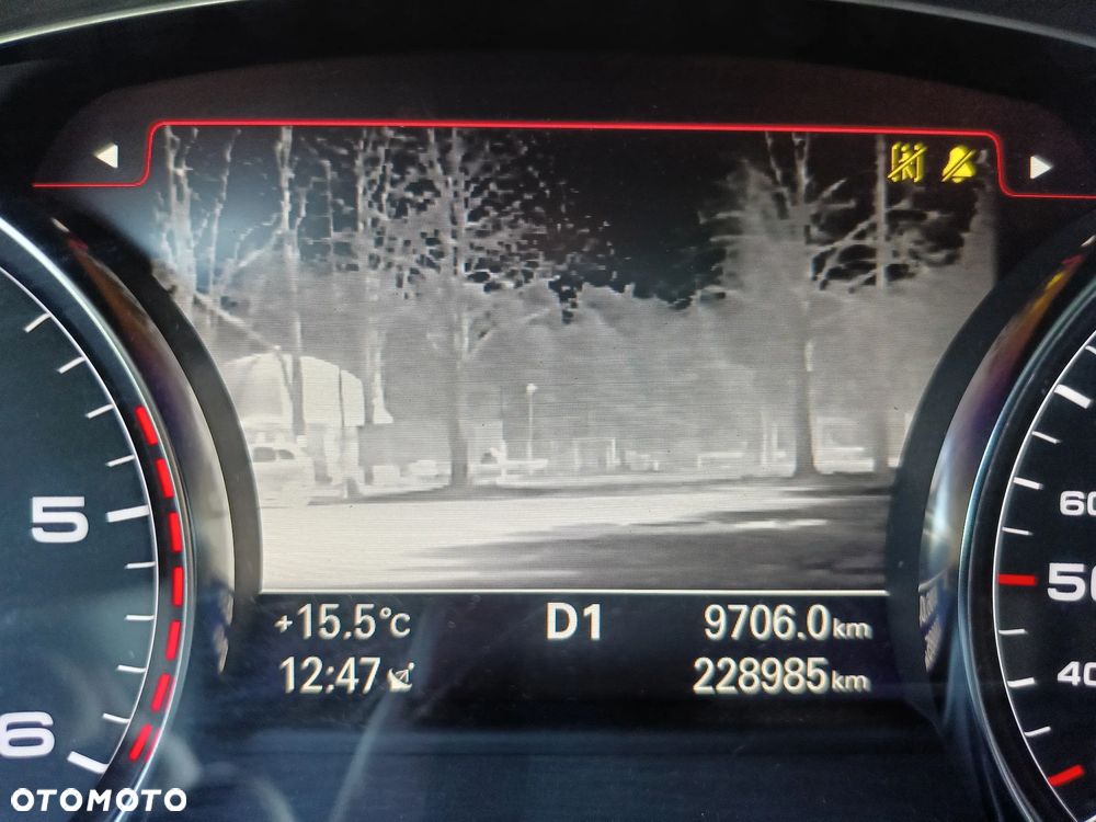 Audi A8 4.2 TDI L Quattro - 29