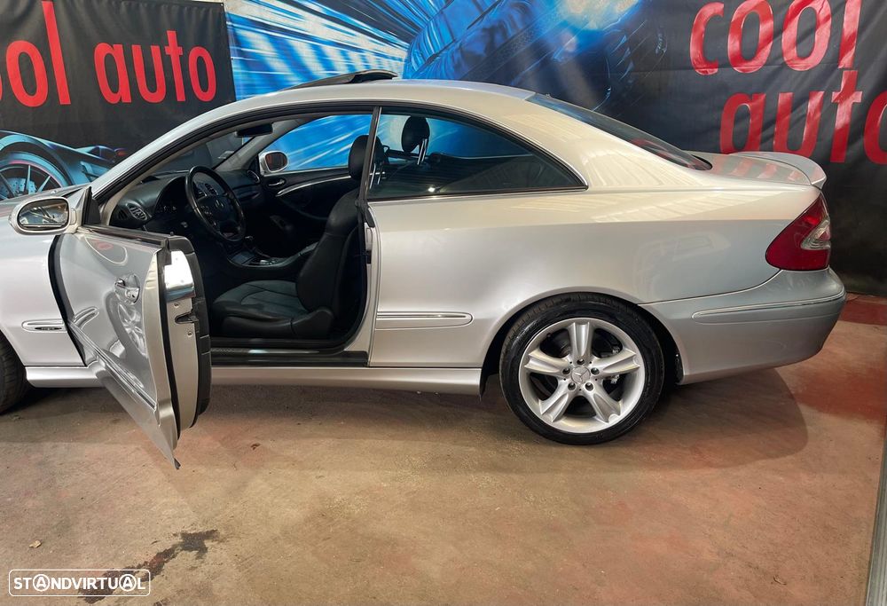 Mercedes-Benz CLK 220 CDi Avantgarde Aut. - 26