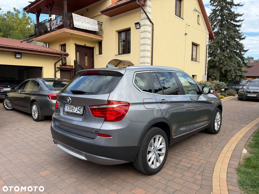BMW X3 xDrive20d - 17