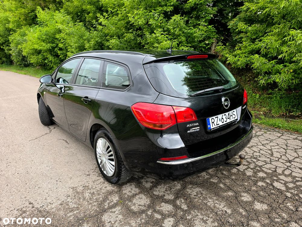 Opel Astra 1.4 Turbo Cosmo - 4
