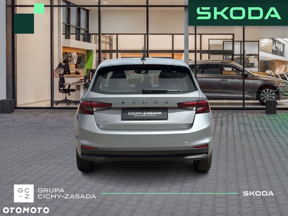 Skoda Fabia 1.0 TSI Drive - 5