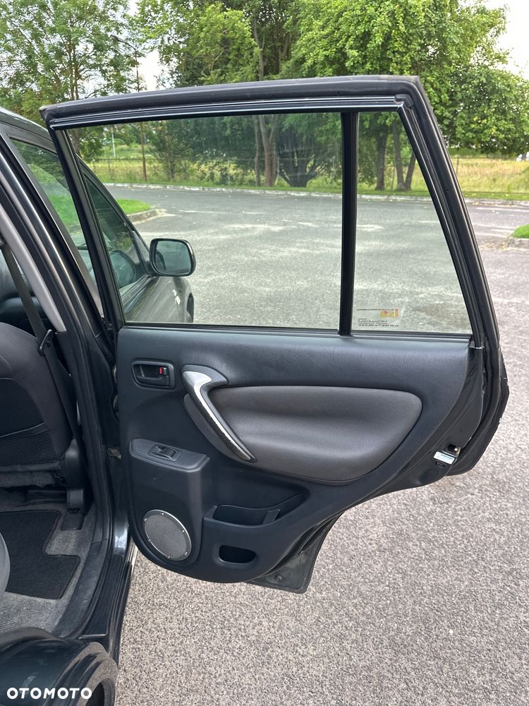 Toyota RAV4 2.0 D-4D Sol - 20