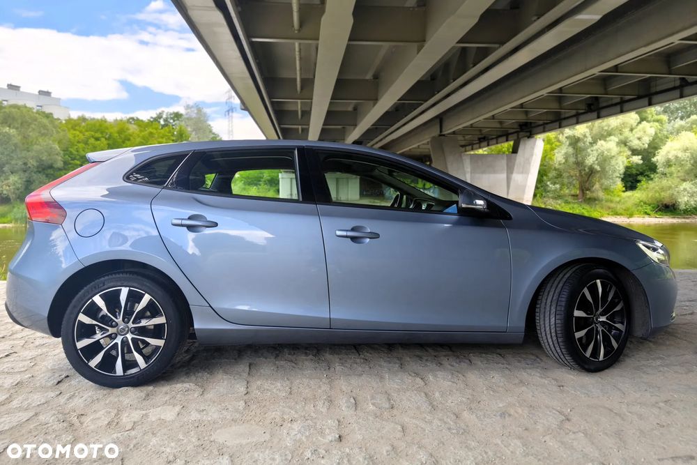 Volvo V40 T2 Drive-E Momentum - 15