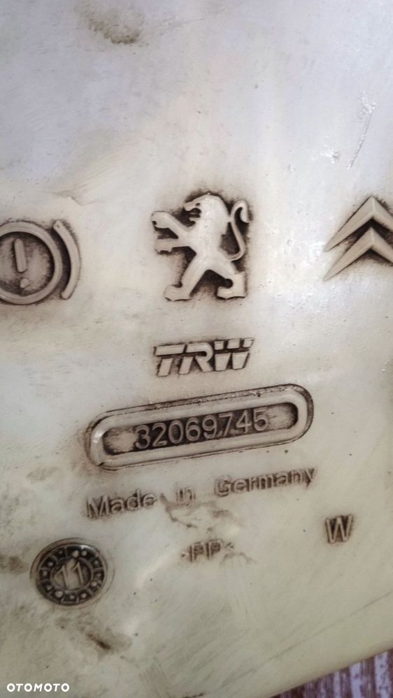 Pompka zbiorniczek serwa płynu hamulcowego Citroen C3 Picasso 32069745 - 3