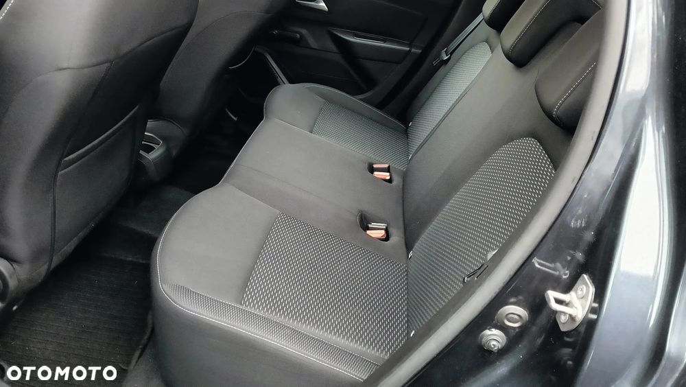 Dacia Duster 1.3 TCe FAP Essential - 28