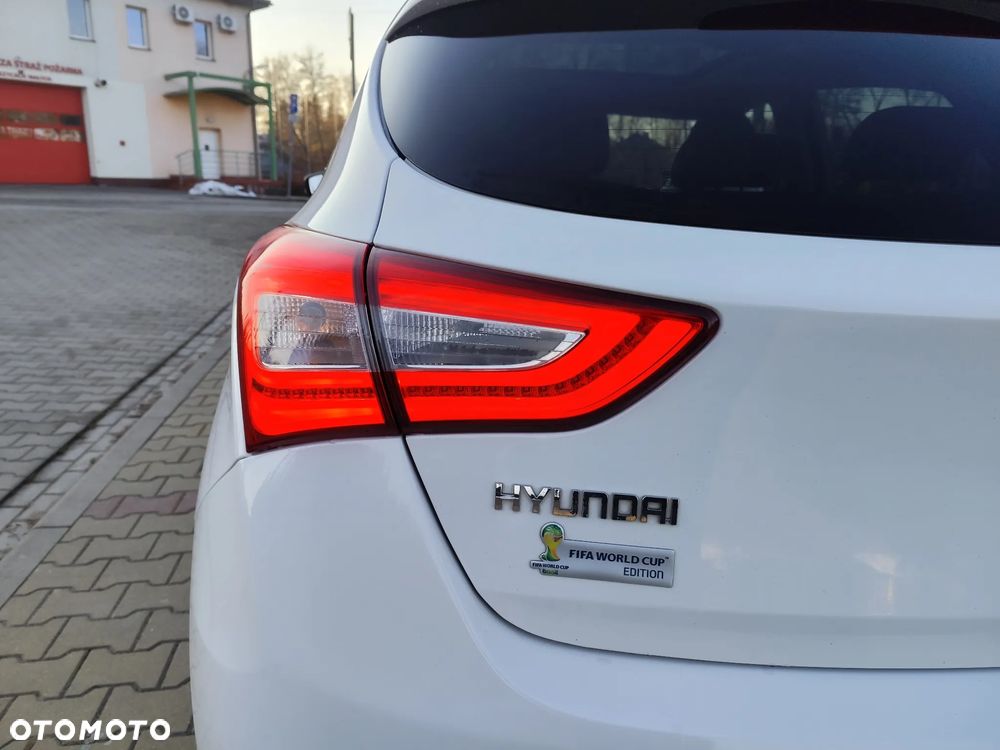 Hyundai i30 1.6 Fifa World Cup Edition - 36