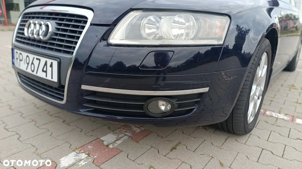Audi A6 Limousine 2.4 - 18