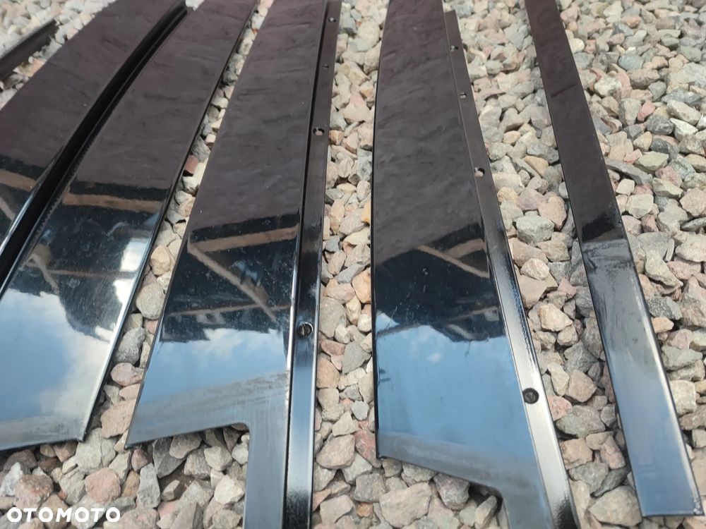 BMW E46 SEDAN ORYGINALNY KOMPLETNY KOMPLET LISTEW OZDOBNYCH SCHADOW-LINE / CZARNY WYSOKI POŁYSK / GLANZSCHWARZ M-PAKIET W DOBRYM STANIE O NR. 51 13 2 695 281 / 51 13 2 695 282 / 51 34 2 695 290 / 51 34 2 695 289 / 51 33 2 695 284 OEM W DOBRYM STANIE - 38