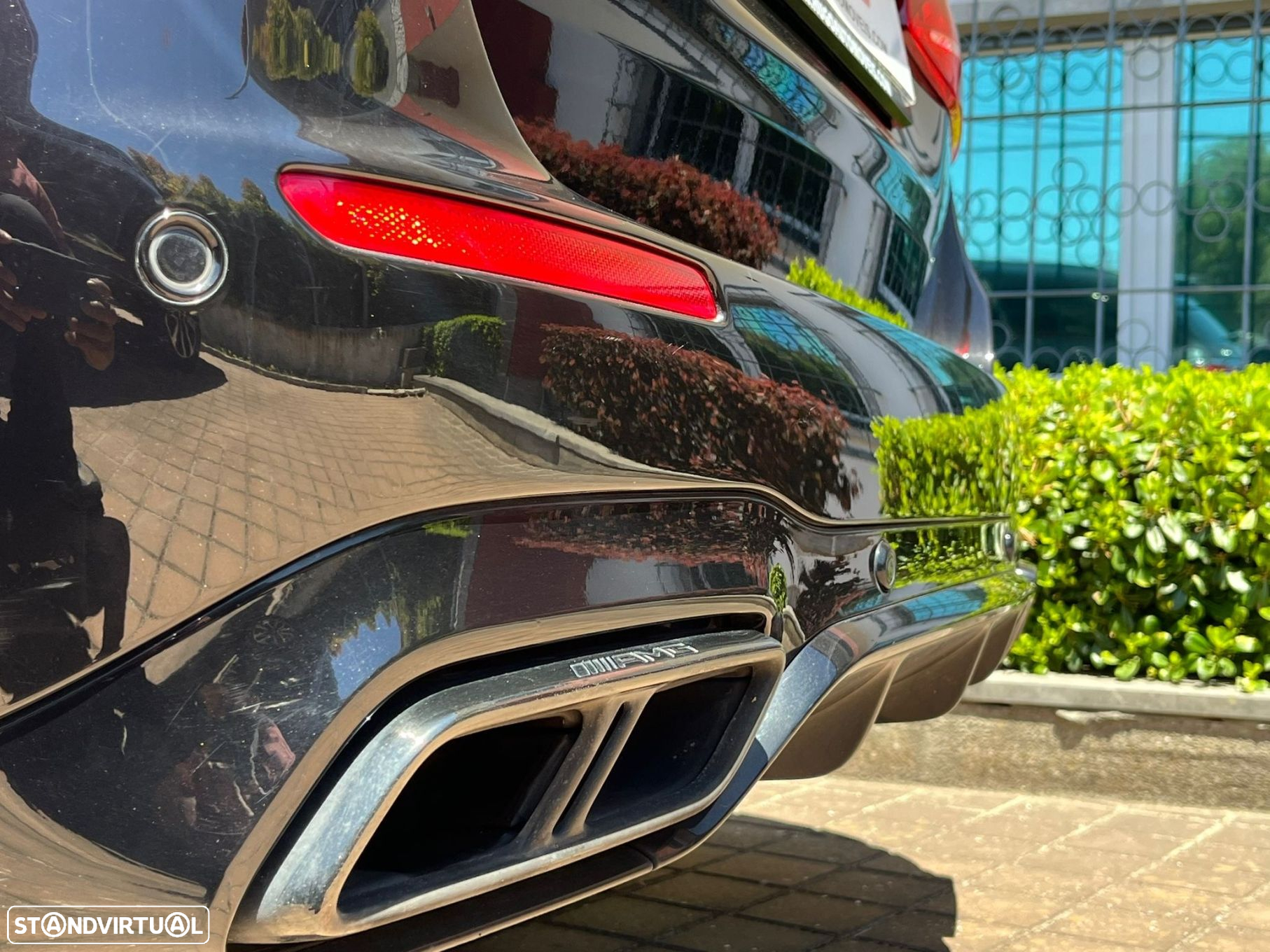 Mercedes-Benz E 63 AMG S 4-Matic+ - 10