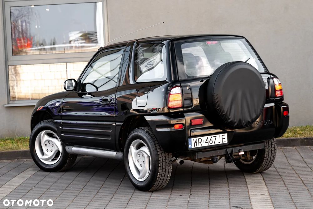 Toyota RAV4 2.0 Special - 9