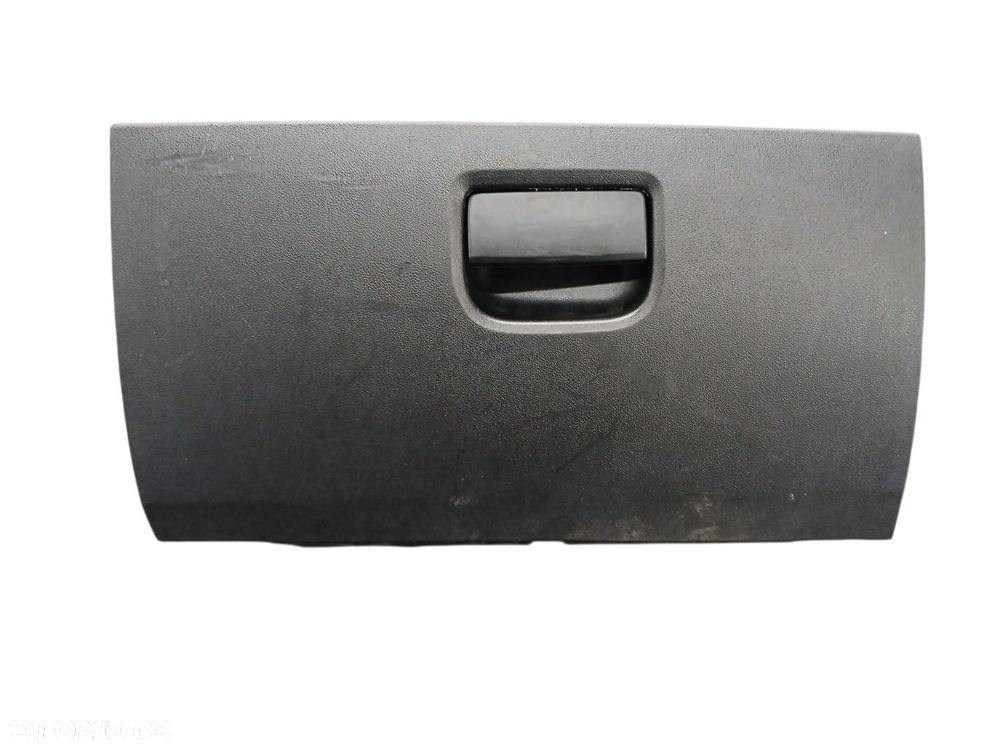 SCHOWEK PASAZERA FIAT GRANDE PUNTO - 2