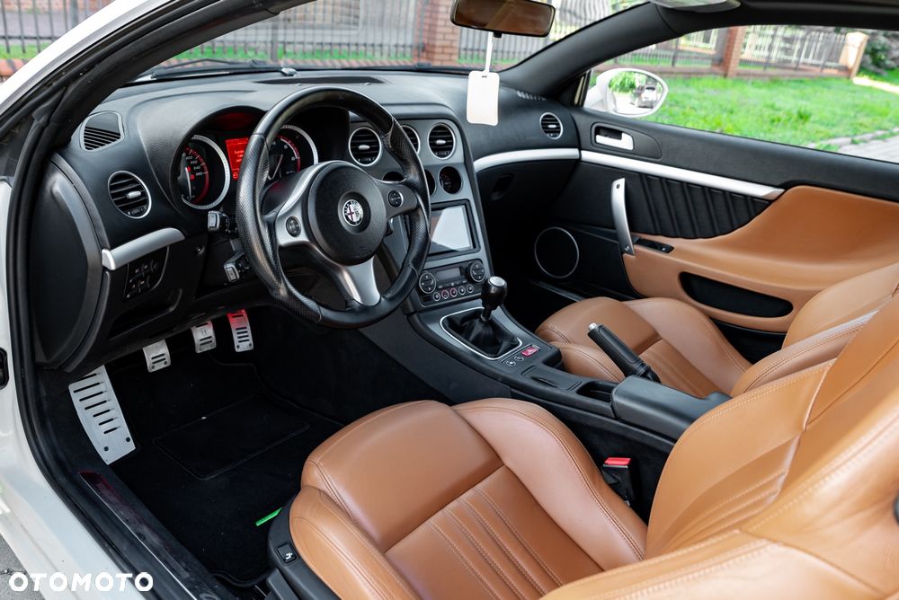 Alfa Romeo Brera 2.4JTDM - 16